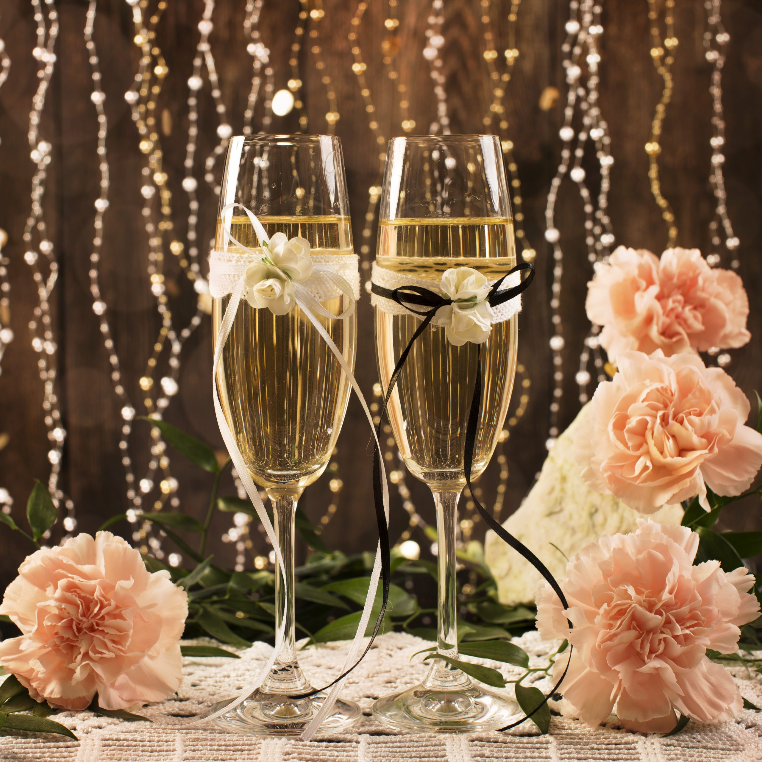 Komplet kieliszków do szampana z dekoracją