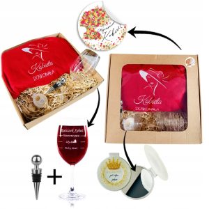 PREZENT UPOMINEK na DZIEŃ KOBIET MAMY koc z haftem + kieliszek z korkiem